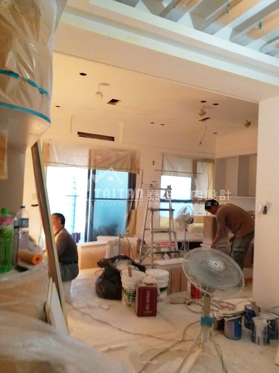 油漆工程(施工中)